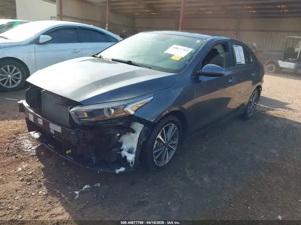 3KPF24AD7RE755681 2024 KIA FORTE - Image 2