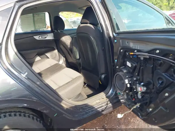 3KPF24AD7RE755681 2024 KIA FORTE - Image 8