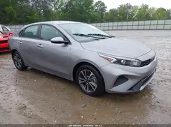 3KPF24AD7RE757138 2024 KIA FORTE