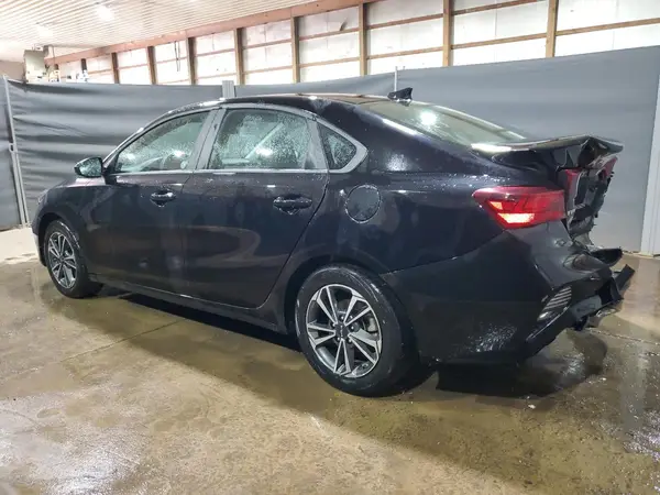 3KPF24AD7RE761951 2024 KIA FORTE - Image 2