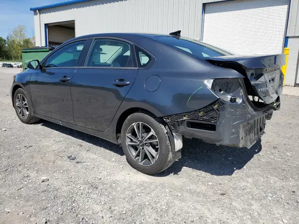 3KPF24AD7RE762324 2024 KIA FORTE - Image 2