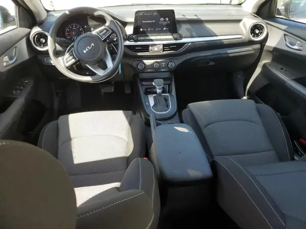 3KPF24AD7RE762324 2024 KIA FORTE - Image 8