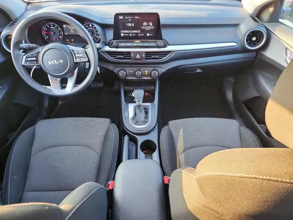 3KPF24AD7RE762341 2024 KIA FORTE - Image 8