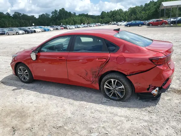 3KPF24AD7RE765675 2024 KIA FORTE - Image 2