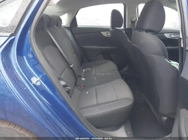 3KPF24AD7RE778121 2024 KIA FORTE - Image 8