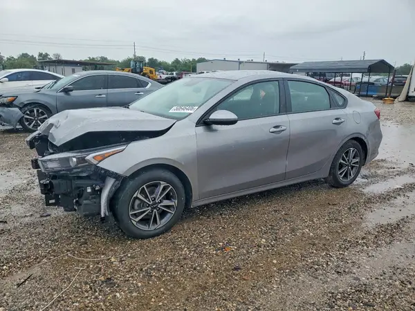 3KPF24AD7RE780841 2024 KIA FORTE - Image 1