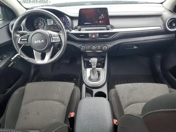 3KPF24AD7RE780841 2024 KIA FORTE - Image 8