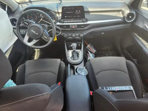 3KPF24AD7RE780967 2024 KIA FORTE - Image 8