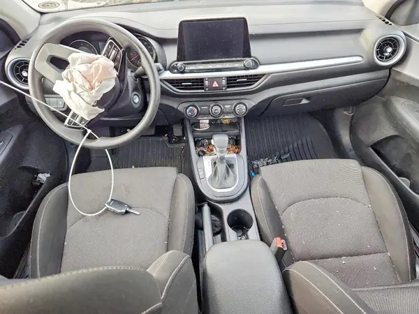 3KPF24AD7RE781455 2024 KIA FORTE - Image 8