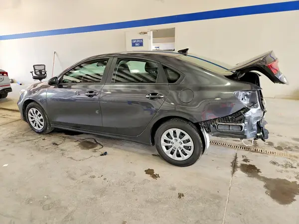 3KPF24AD7RE784713 2024 KIA FORTE - Image 2