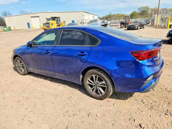 3KPF24AD7RE785036 2024 KIA FORTE - Image 2