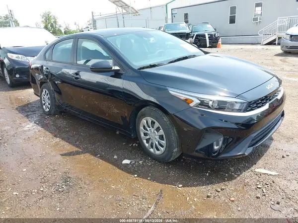 3KPF24AD7RE787238 2024 KIA FORTE - Image 1