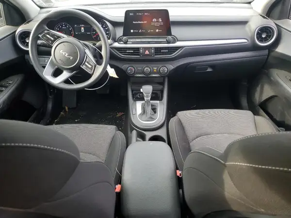 3KPF24AD7RE791466 2024 KIA FORTE - Image 8