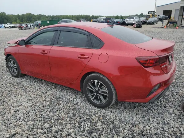 3KPF24AD7RE792715 2024 KIA FORTE - Image 2