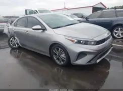 3KPF24AD7RE792813 2024 KIA FORTE