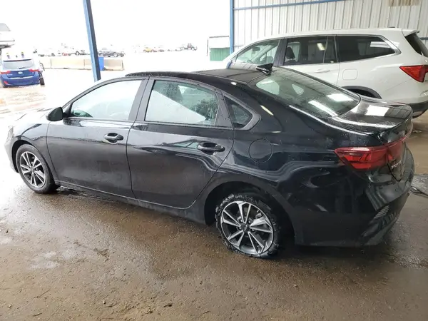 3KPF24AD7RE793377 2024 KIA FORTE - Image 2