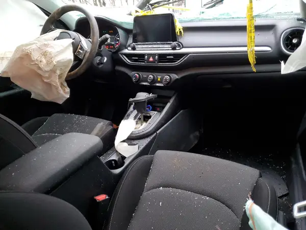 3KPF24AD7RE798661 2024 KIA FORTE - Image 8