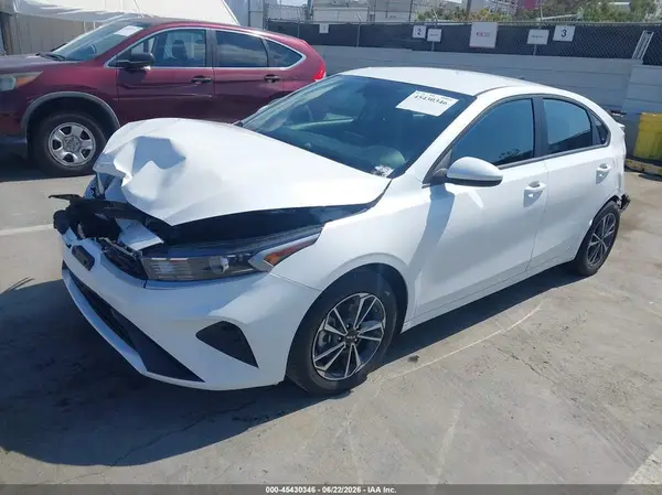 3KPF24AD7RE798773 2024 KIA FORTE - Image 2