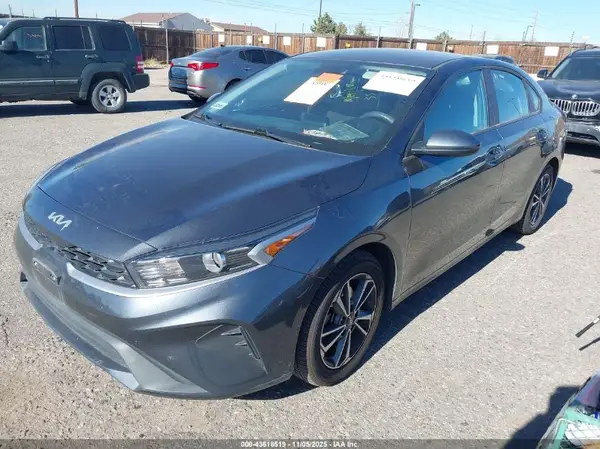 3KPF24AD7RE798983 2024 KIA FORTE - Image 2