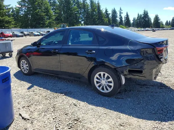 3KPF24AD7RE803535 2024 KIA FORTE - Image 2