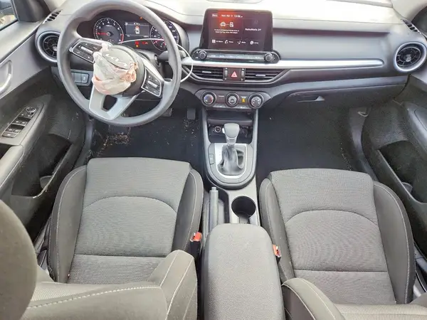 3KPF24AD7RE805172 2024 KIA FORTE - Image 8