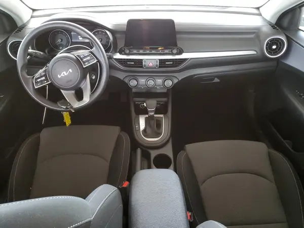 3KPF24AD7RE807410 2024 KIA FORTE - Image 8