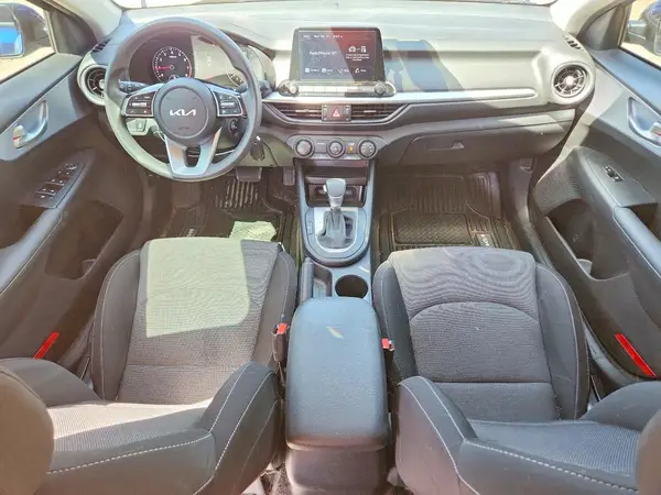 3KPF24AD7RE809853 2024 KIA FORTE - Image 8