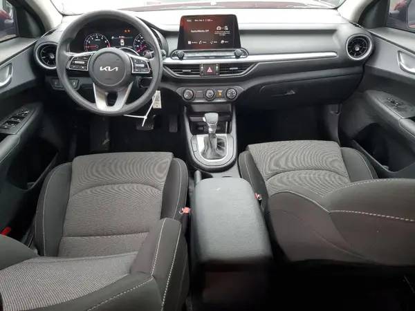 3KPF24AD7RE809920 2024 KIA FORTE - Image 8