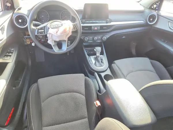 3KPF24AD7RE813708 2024 KIA FORTE - Image 8