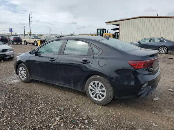 3KPF24AD7RE814213 2024 KIA FORTE - Image 2