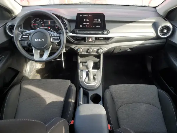 3KPF24AD7RE814566 2024 KIA FORTE - Image 8