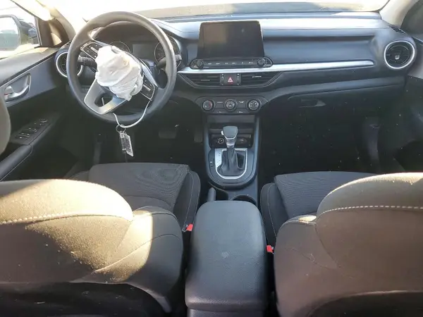 3KPF24AD7RE814664 2024 KIA FORTE - Image 8