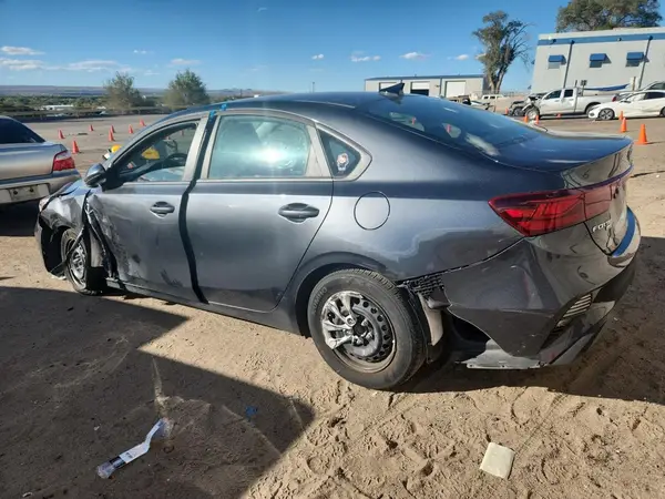 3KPF24AD7RE821274 2024 KIA FORTE - Image 2