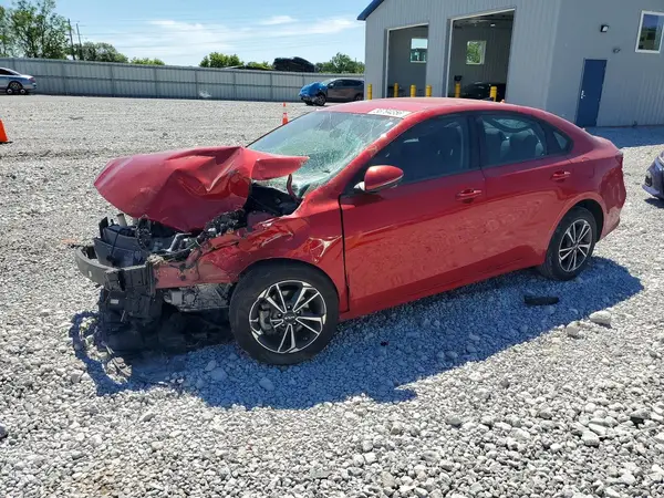 3KPF24AD7RE821467 2024 KIA FORTE - Image 1