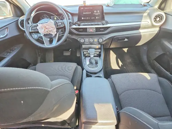 3KPF24AD7RE826331 2024 KIA FORTE - Image 8