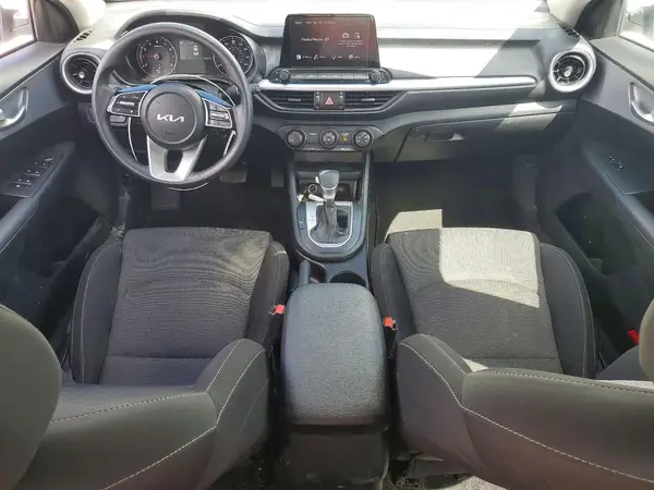 3KPF24AD7RE826765 2024 KIA FORTE - Image 8