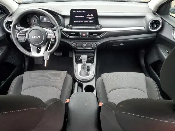 3KPF24AD7RE837684 2024 KIA FORTE - Image 8
