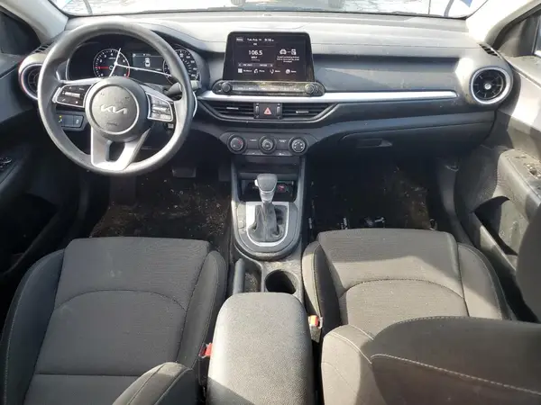 3KPF24AD7RE838303 2024 KIA FORTE - Image 8