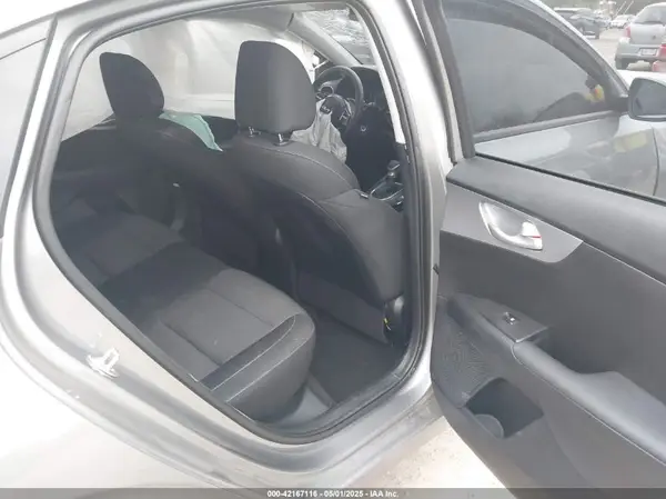 3KPF24AD7RE840035 2024 KIA FORTE - Image 8
