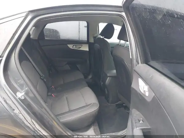 3KPF24AD7RE841251 2024 KIA FORTE - Image 8
