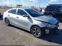 3KPF24AD8KE010248 2019 KIA FORTE