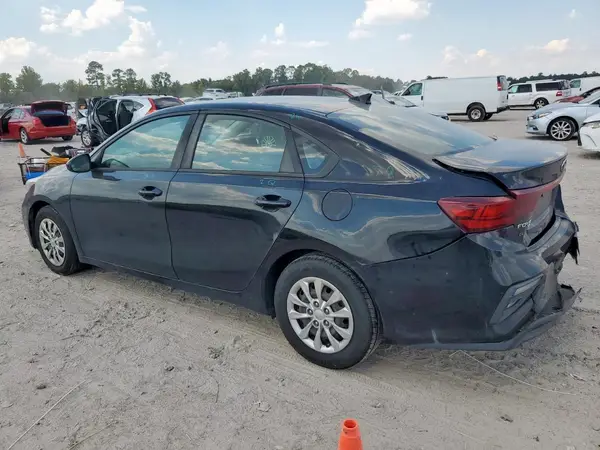 3KPF24AD8KE012940 2019 KIA FORTE - Image 2