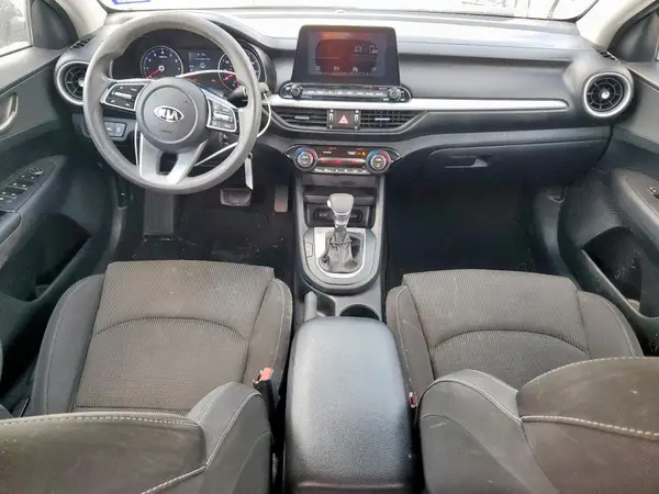3KPF24AD8KE012940 2019 KIA FORTE - Image 8