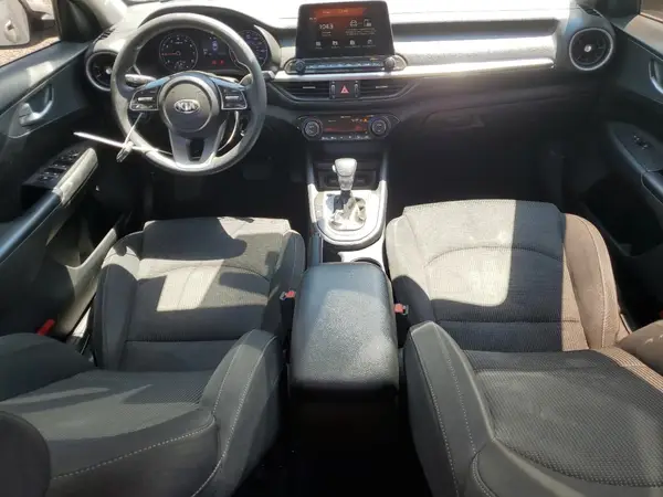 3KPF24AD8KE016129 2019 KIA FORTE - Image 8