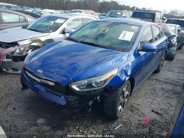 3KPF24AD8KE016308 2019 KIA FORTE - Image 2