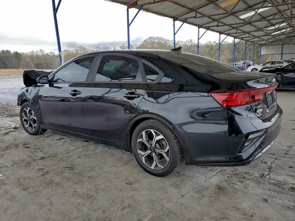 3KPF24AD8KE019595 2019 KIA FORTE - Image 2