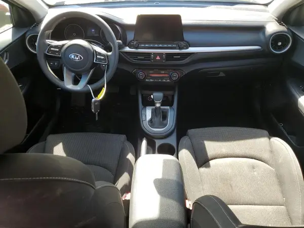 3KPF24AD8KE020309 2019 KIA FORTE - Image 8