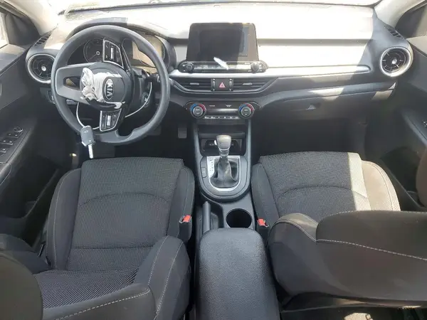 3KPF24AD8KE023632 2019 KIA FORTE - Image 8
