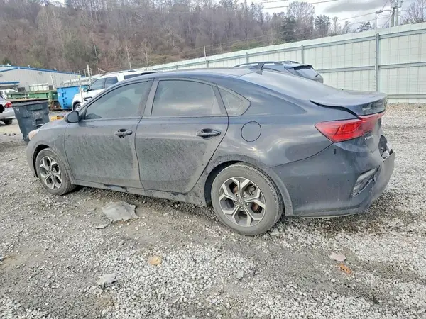 3KPF24AD8KE025171 2019 KIA FORTE - Image 2