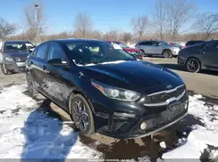 3KPF24AD8KE025364 2019 KIA FORTE